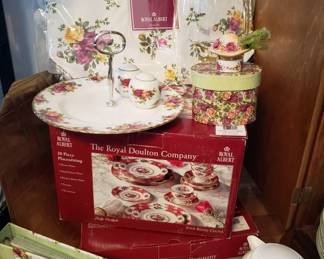 Royal Daulton Dishes