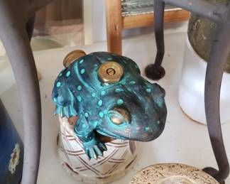 small frog sprinkler