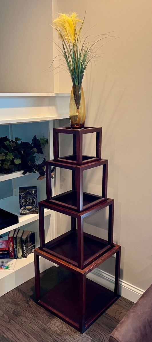 Stacking Cube Tables