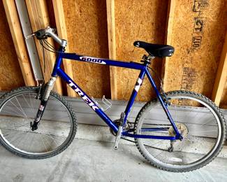 TREK 6000 Bike