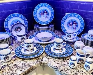 Crofton Snowman Christmas Dishes / Dinnerware Set