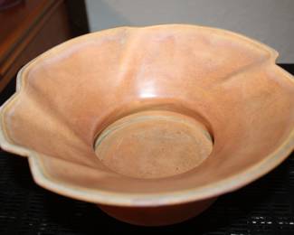 Roseville "Futura" bowl