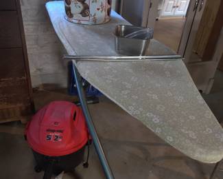 Metal ironing board
