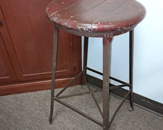 Primitive stool