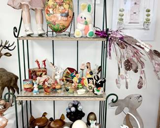 Much spring and Easter collectibles