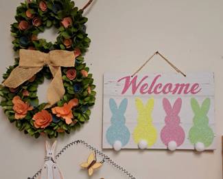 Great selection of modern and vintage Easter collectibles!!