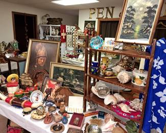 Vintage Spanish and seaside collectibles