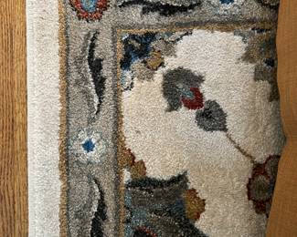 Carpet, 6' 7" x 9' 2" 