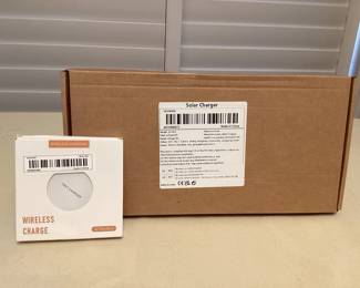 MSS065 Solar Charger Panel & Wireless Charging Plate New