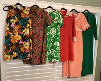 MSS192 Six Vintage Women's Dresses 
