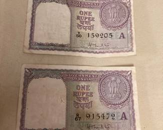 MSS135 Two Government Of India 1 Rupee Notes