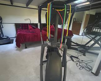 Precor EFX 546 elliptical machine