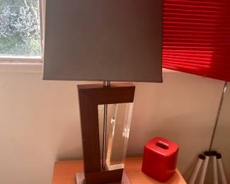 Table lamp