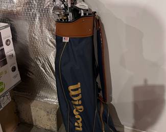 Set of Wilson golf clubs & bag