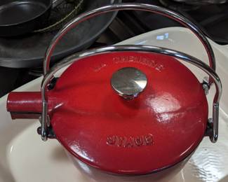 Staub tea kettle, cast iron