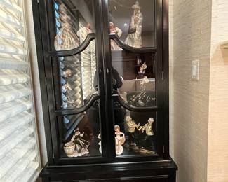 Pair of beautiful vintage cabinets 