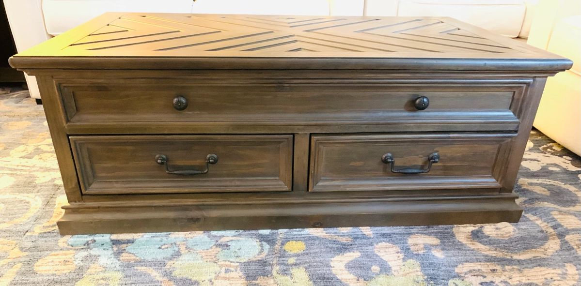 Beautiful Temecula Estate Sale 3/7, 3/8, 3/9 starts on 3/7/2024