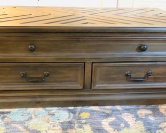 Storage Coffee Table that lifts up to use as an eating platform