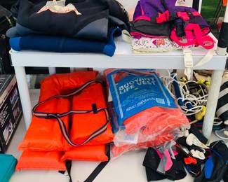 Wetsuits & Life Jackets 