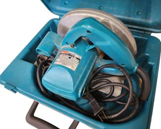 Sunday Hours are posted as 10 AM to 4 PM, if we sell out before 4 PM, we will close.