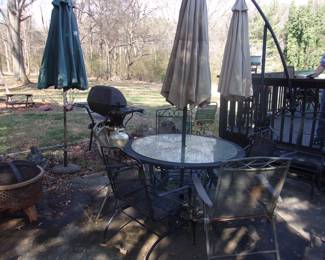 Glass Top Patio Table w/5 Chairs & Umbrella, Large Free Standing on Heavy Frame