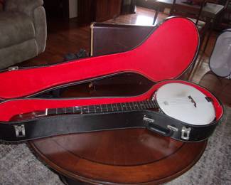 Banjo in Case