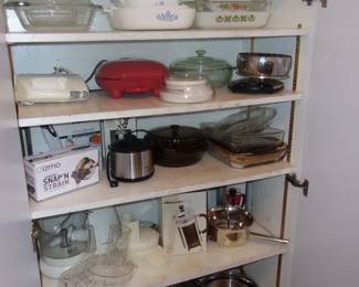 PYREX and Other Kitchen Items