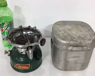 1966 COLEMAN Camp Stove 502 with Case