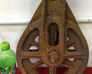 Large Antique Cast Iron Pulley (10 inch Diameter)