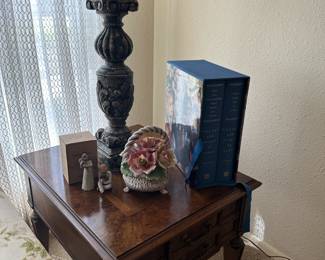 Matching  Hertitage end tables