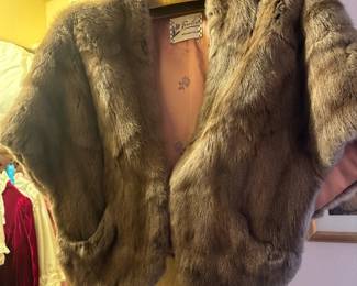 Fur capelet #2
