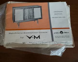 Retro Stereo Console 