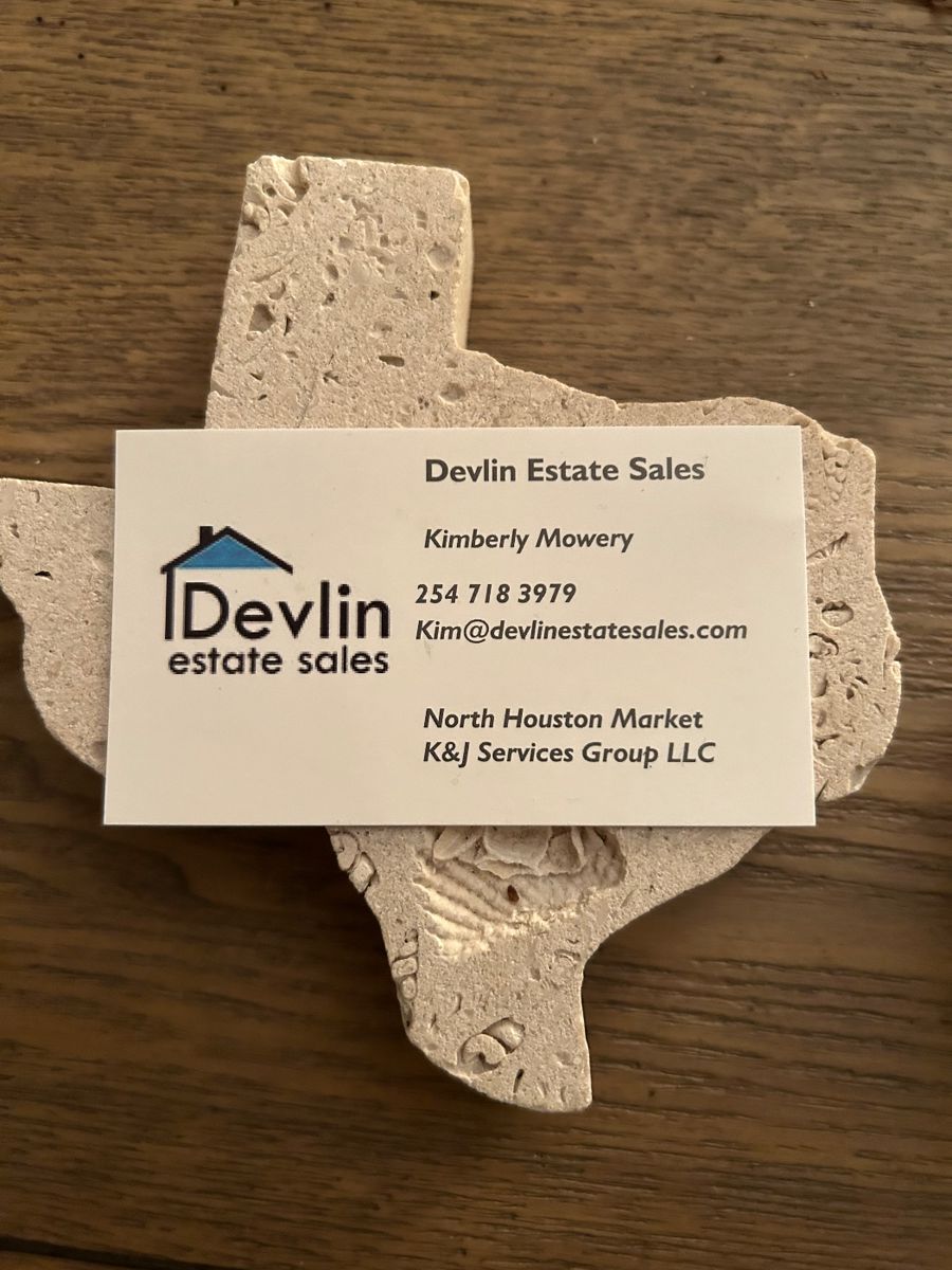 Devlin Estate Sales in Cypress, Texas/ Pickers... starts on 3/16/2024