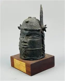 Antique African Benin Bronze Oba King Commemorative Portrait Bust