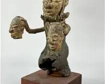 Antique Benin Bronze Figurine Warrior Holding Two Severed Heads Statue
