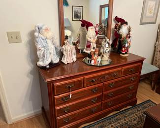 Broyhill Dresser