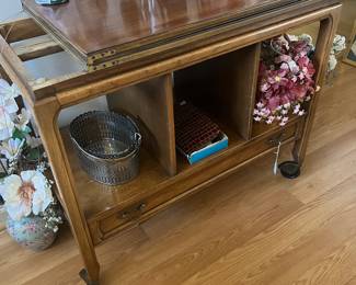 Unique Slide Top Rolling Server