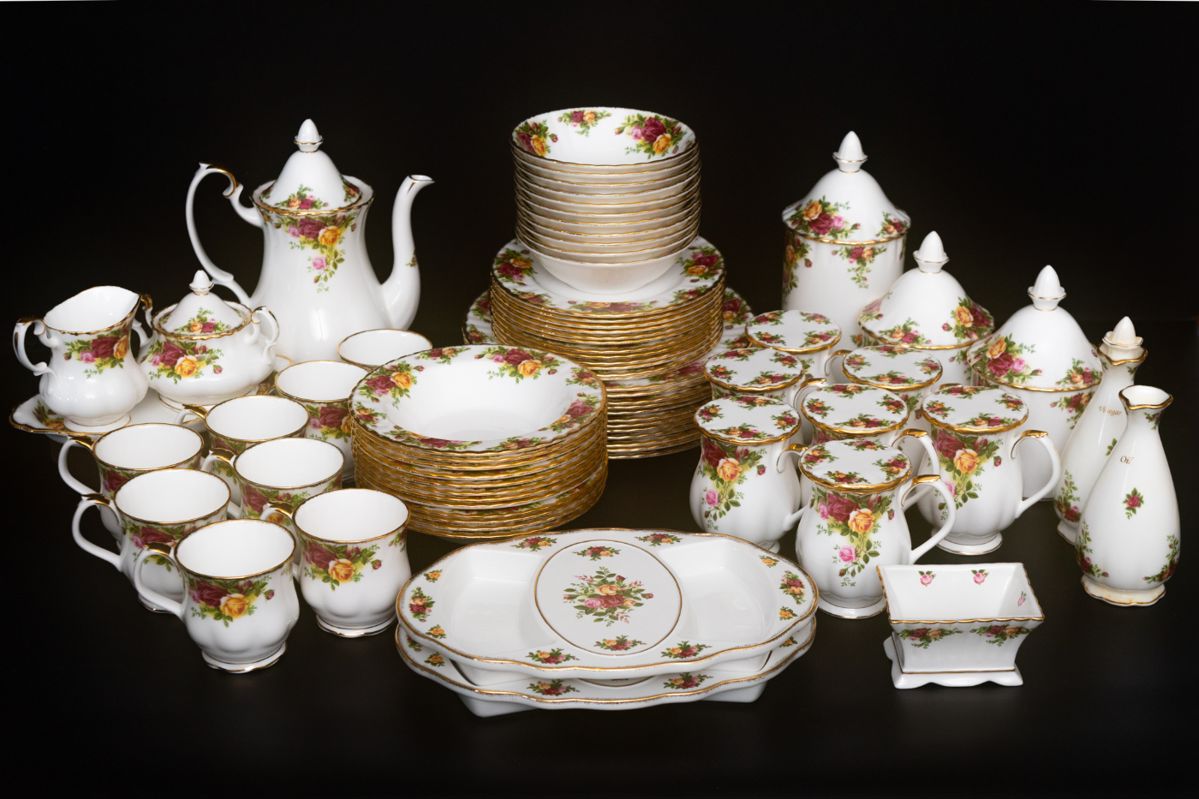 Wonderful estate sale in the Blackhawk Subdivision in Arrington, Tennessee located right off Hwy 96 near Triune in a beautiful subdivision — Only minutes from Franklin, Brentwood, Nashville, Cools Springs, Belle Meade, Governors Club, Nolensville, Murfreesboro, College Grove, Shelbyville, Columbia, Spring Hill, Smyrna, Leipers Fork