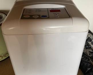 Bread Maker. Never Used.