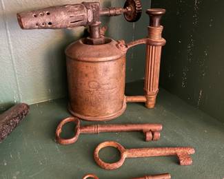 Antiques Keys