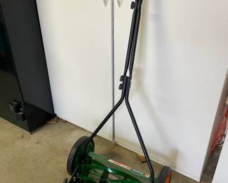 Practically new Scotts Reel Mower. Great for small lawns!