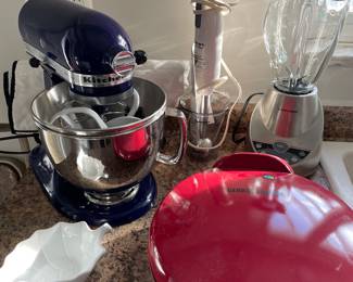 KitchenAid mixer, blender, immersion blender, and George Forman grill