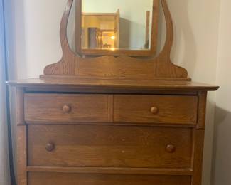 Lots of quality furniture at this sale 