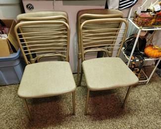 4 vintage card table folding chairs in perfect condition!