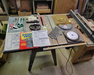 Table saw.