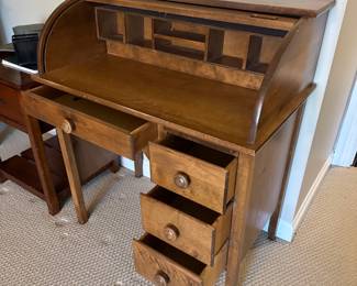 rolltop desk