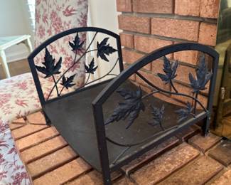 Iron fire wood holder