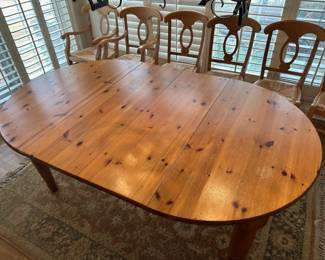 knotty pine solid kitchen table with 6 chairs