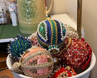 MCM SEQUIN ORNAMENTS