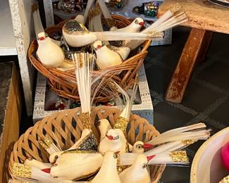 MCM CHIC CLIP ON BIRD ORNAMENTS